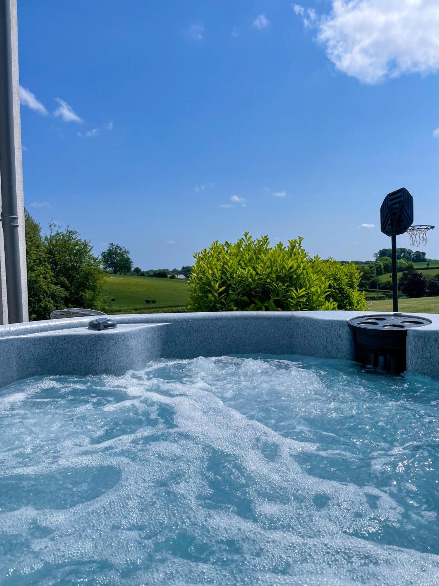 The Retreat, Sauna & Hot Tub, Charming & Cosy Gem Blandford Forum Eksteriør bilde